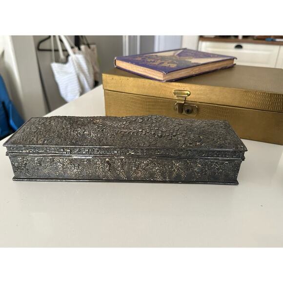 The Chariot Race From Ben Hur by Lew Wallace Victorian Decorated Book - Picture 13 of 13